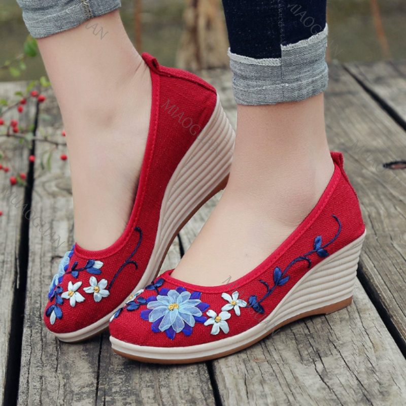 Chaussures compensées brodées  - Ethnic Fashion Women avis et prix